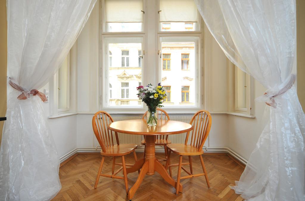 Ferienwohnung Dlouha 2Ab Prag Zimmer foto