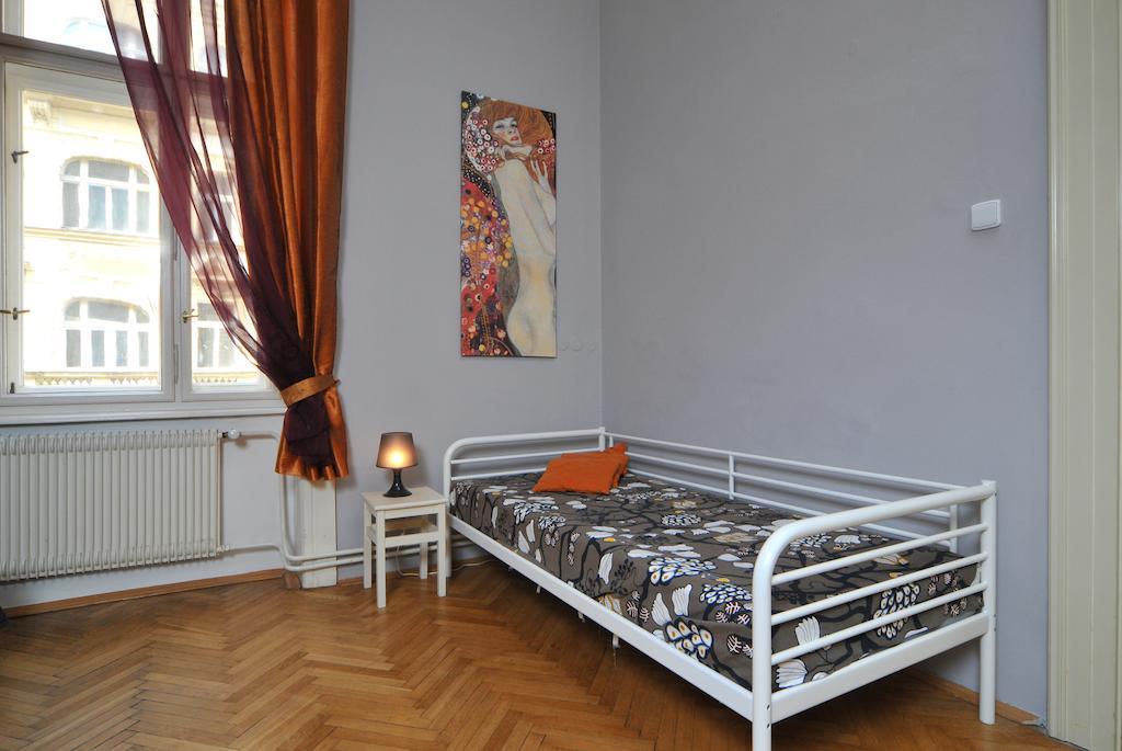 Ferienwohnung Dlouha 2Ab Prag Zimmer foto