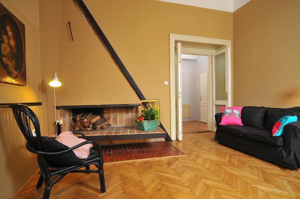 Ferienwohnung Dlouha 2Ab Prag Zimmer foto