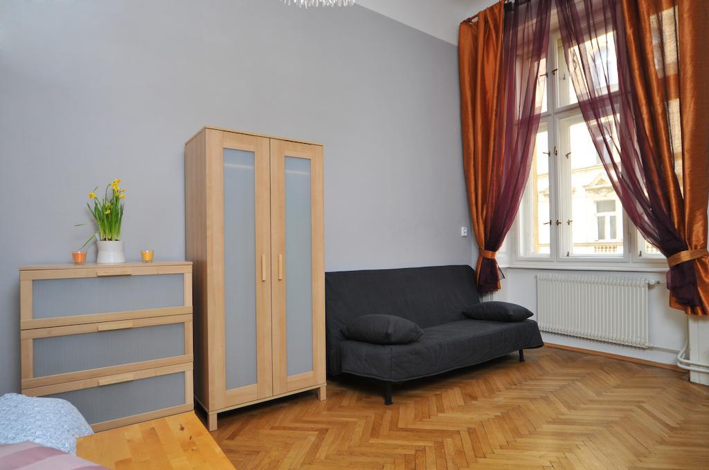 Ferienwohnung Dlouha 2Ab Prag Zimmer foto